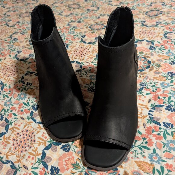 Lucky Brand Open Toe Booty (8) - Picture 2 of 5